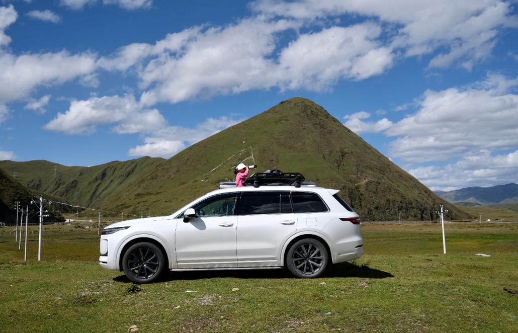 退休后自驾旅游买什么车好