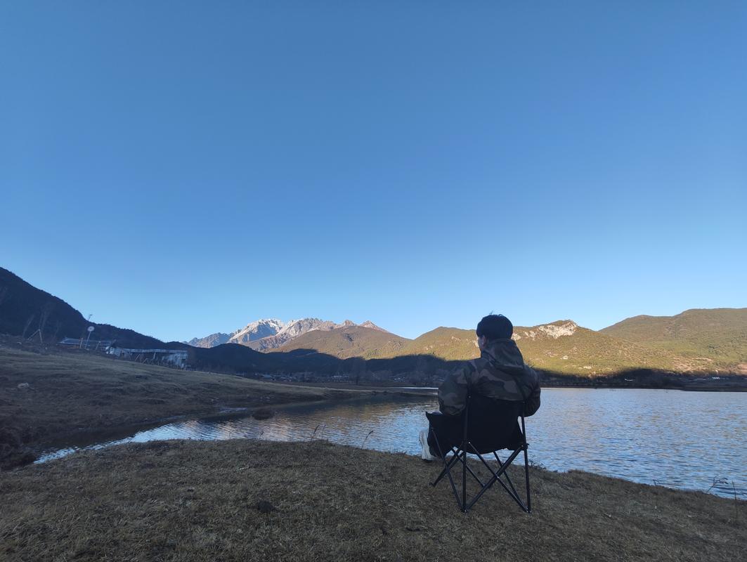 一个人敢去很远的地方旅行,这个人有什么特点?(要详细)