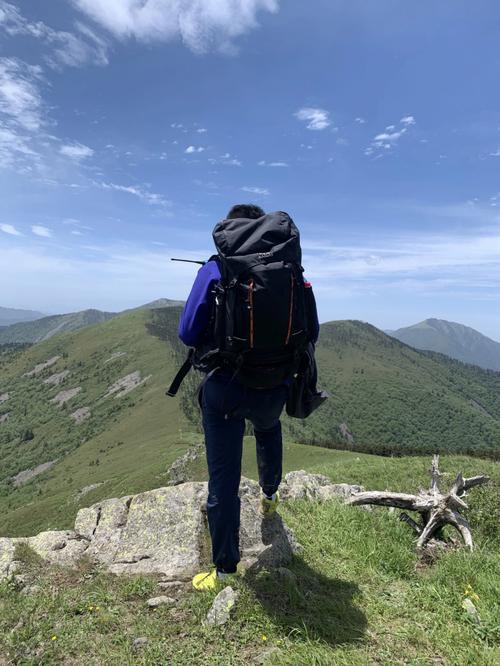 一个人敢去很远的地方旅行,这个人有什么特点?(要详细)